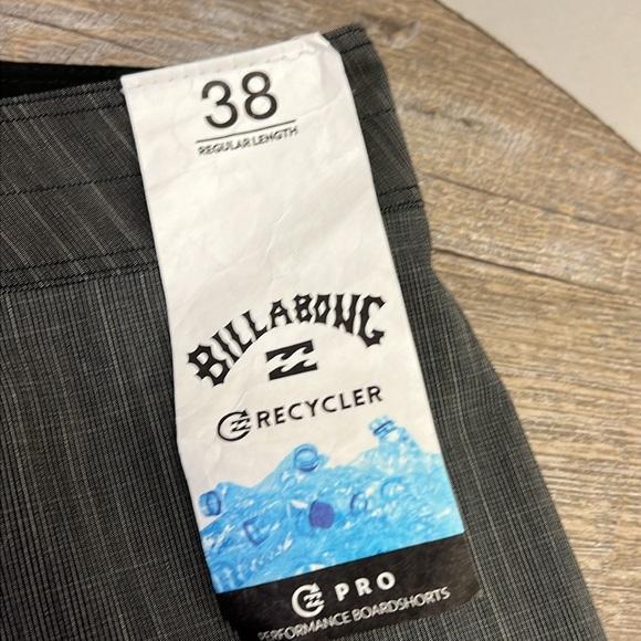 NWT Billabong All Day Pro 18” Striped Board Shorts Size 38 - Picture 4 of 8